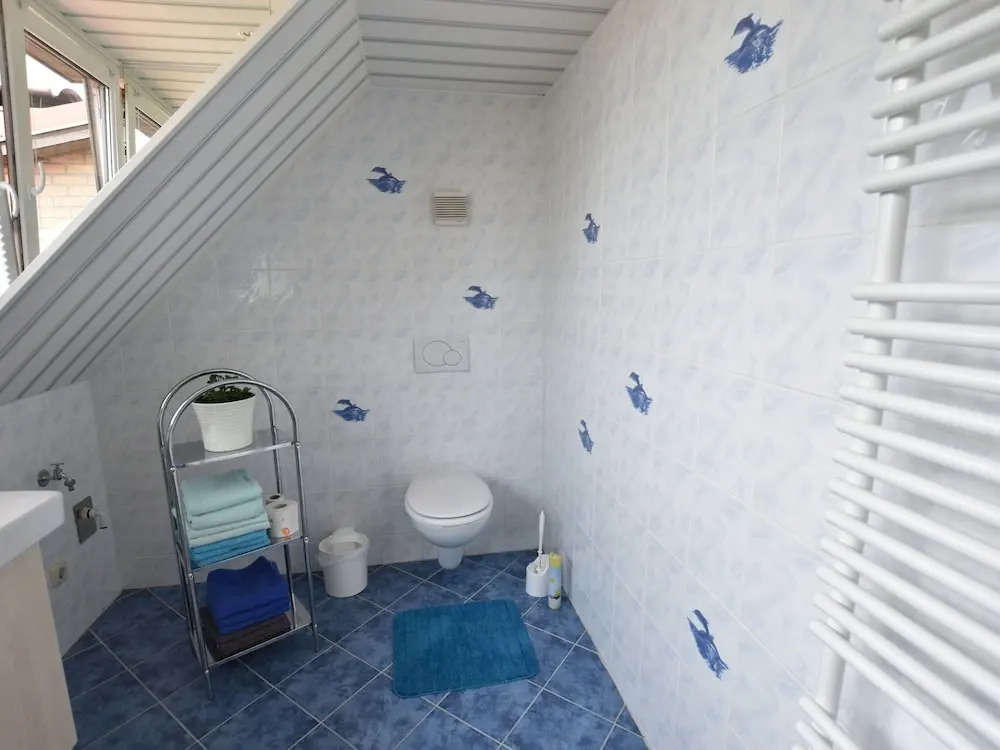 Bright Apartment in Blowatz Near the Sea Beach