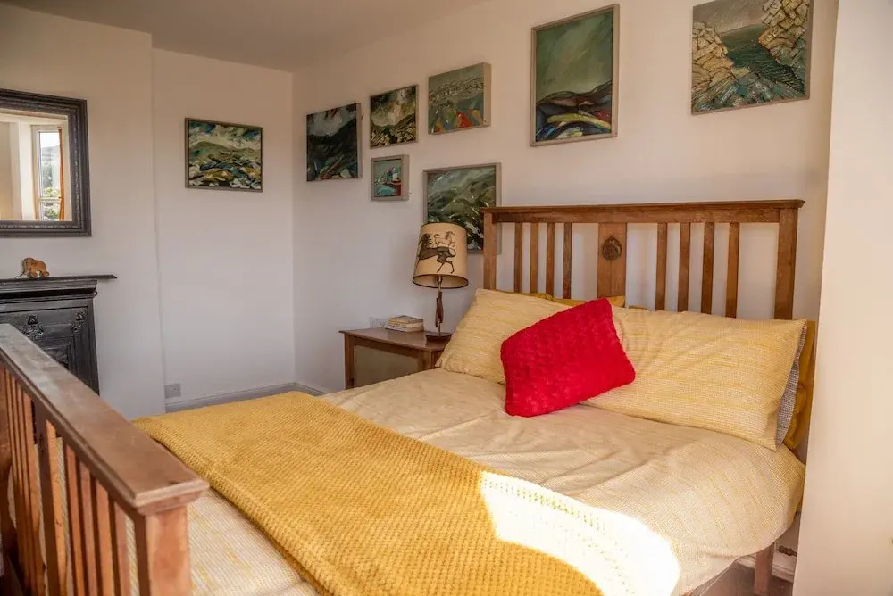 Bungalow in Pendeen With Stunning Sea Views