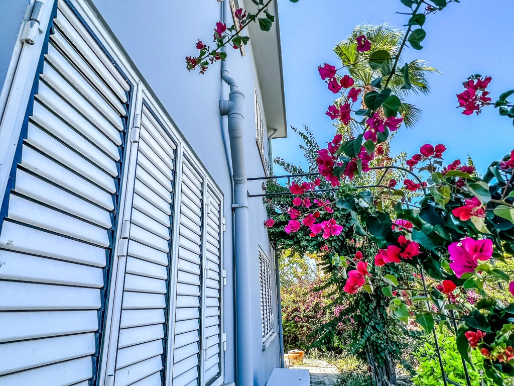 Fantastic Villa with Private Beach in Girne