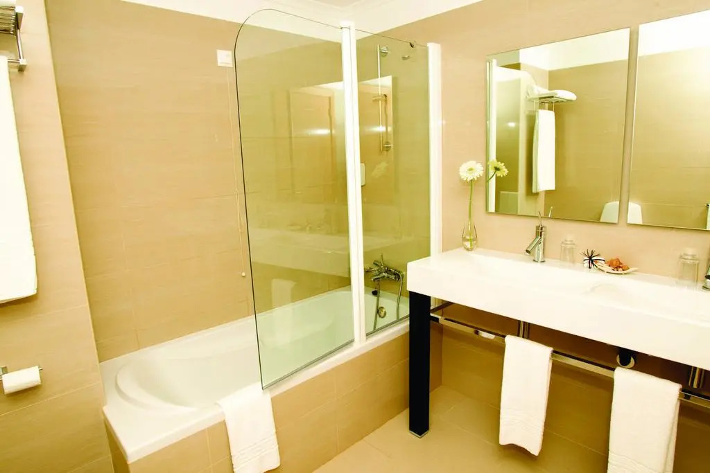 White Waters Hotel