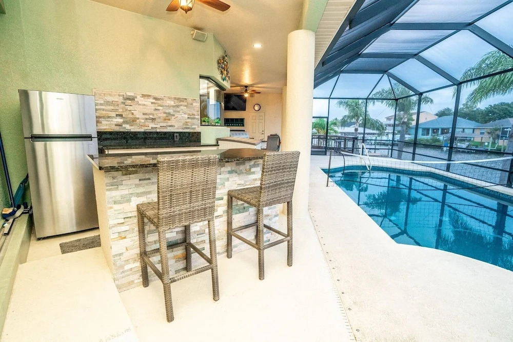 Apollos Anchor - 926 Golf Island Dr 5 Bedroom Home