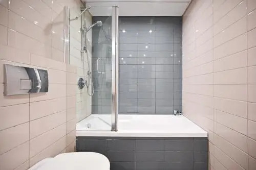 Two-Bedroom Apartment - Trumpldor 1