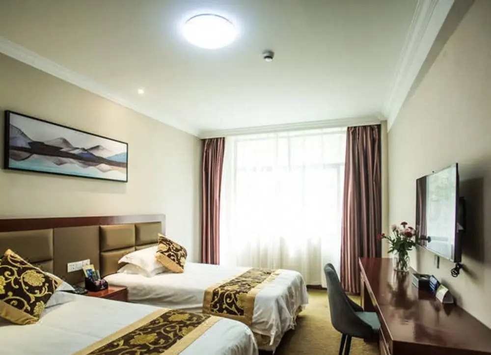 Aode Hotel