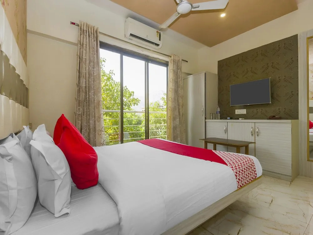 OYO 22375 Hotel Shree Sai Prasad