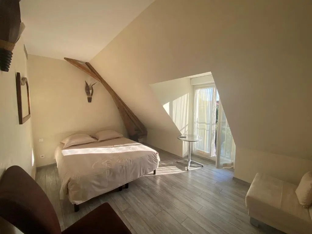 Gîtes du Domaine dAuxonnettes L&J EVENEMENTS