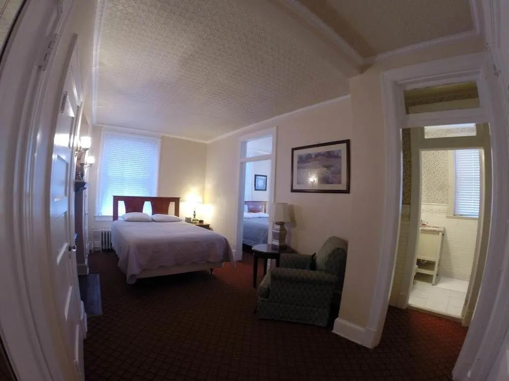 Kalorama Guest House