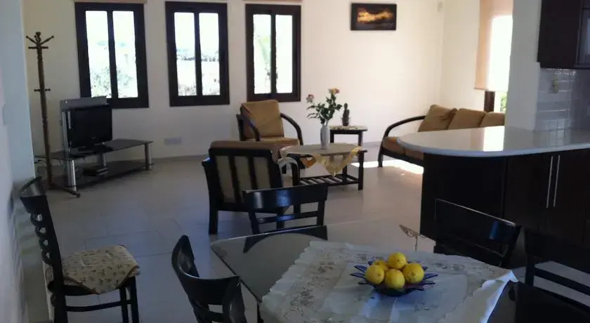 Villa Efi