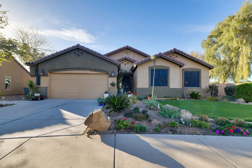 Outdoor Oasis w/ Private Pool! Casa Grande Escape