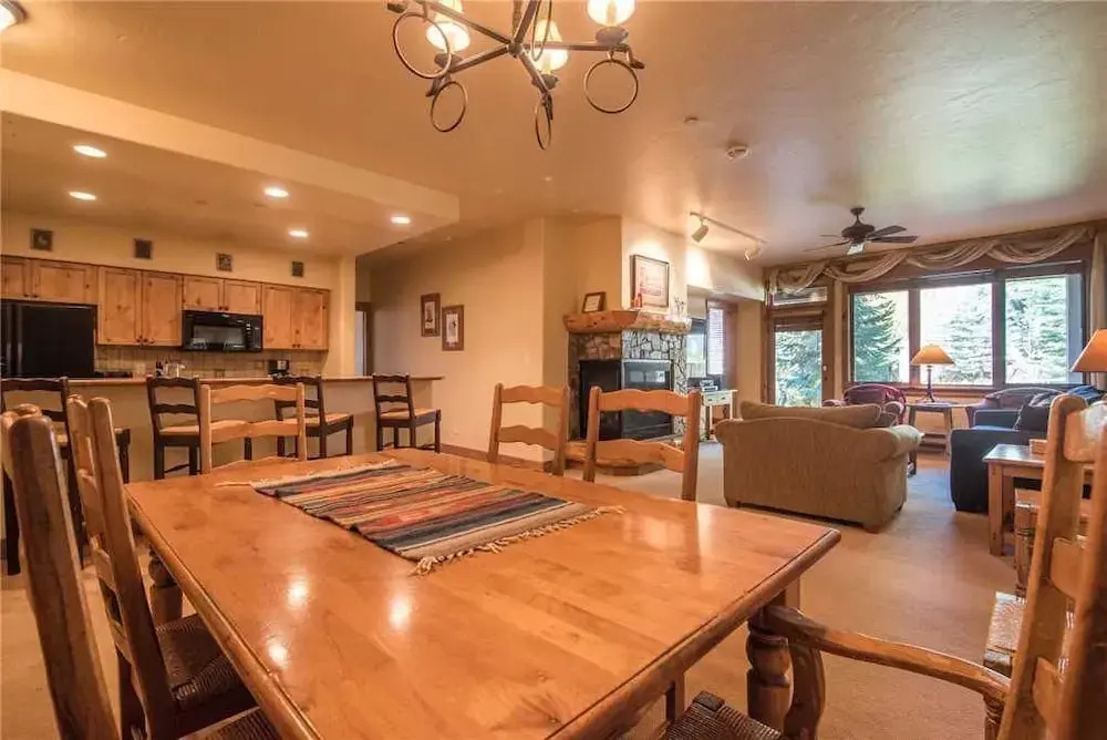 Tl2108 Fall in Love With This Beautiful Mountain Condo, Prime Location! Winter Specials!