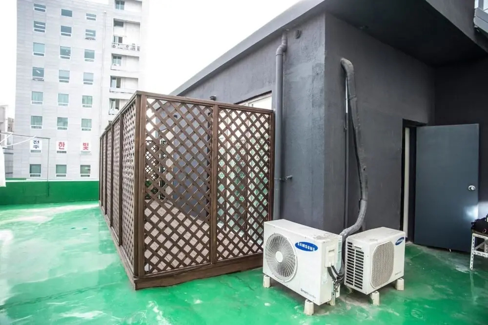 Jeonju Deokjindong Pin and Fit House