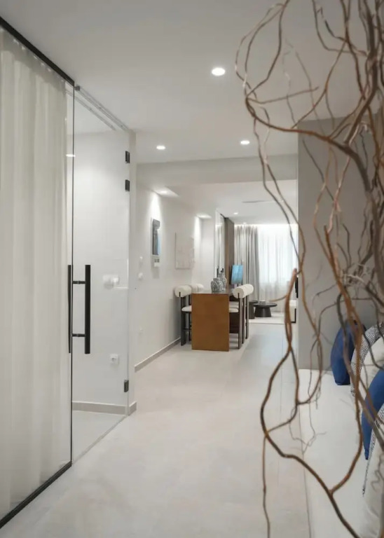 MONK Monastiraki Suites