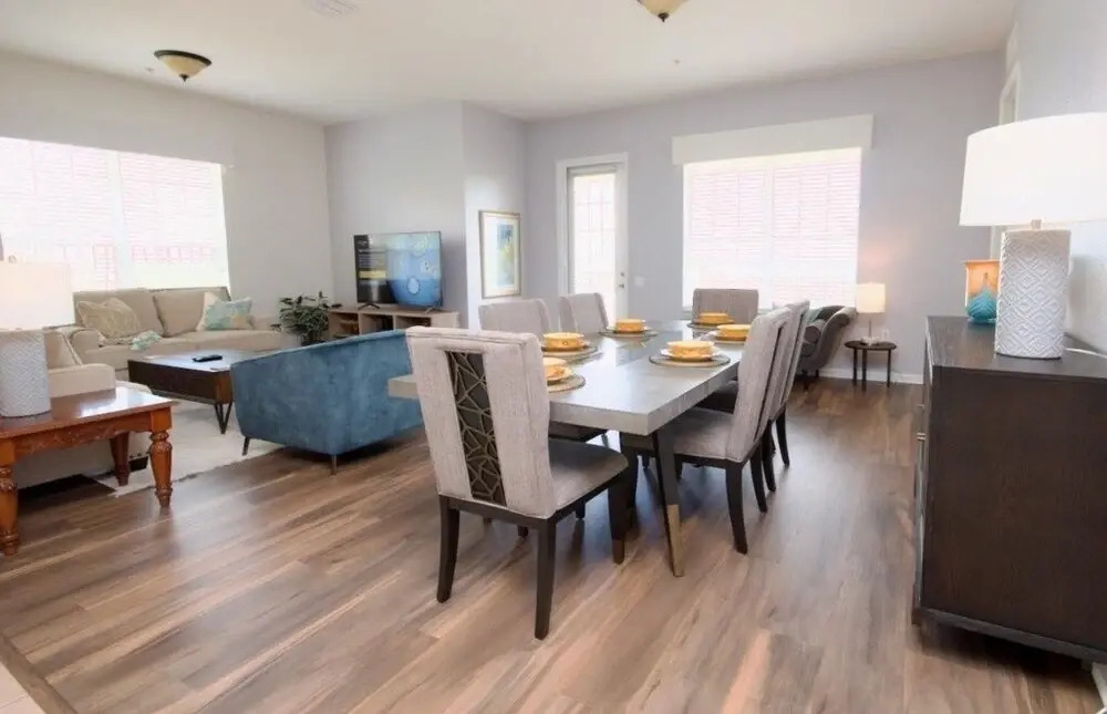 Penthouse Lake View 3 Bed Condo Convention Center 3 Bedroom Condo by RedAwning