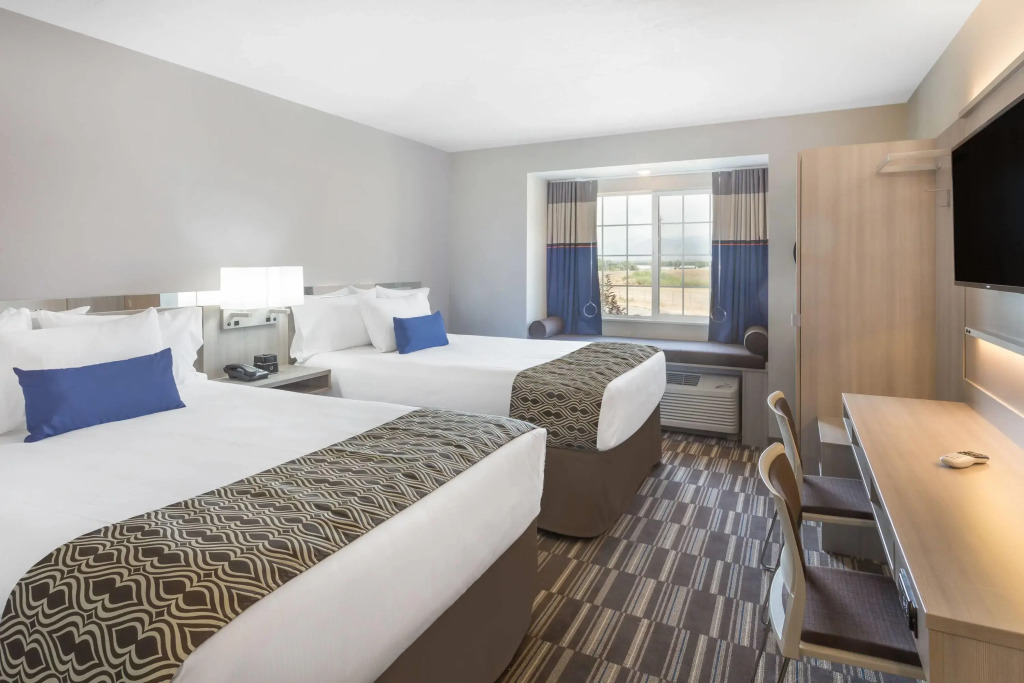 Microtel Inn & Suites by Wyndham Springville