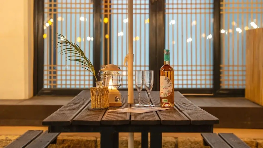 Gyeongju Poseokjeong Hanok Pool Villa
