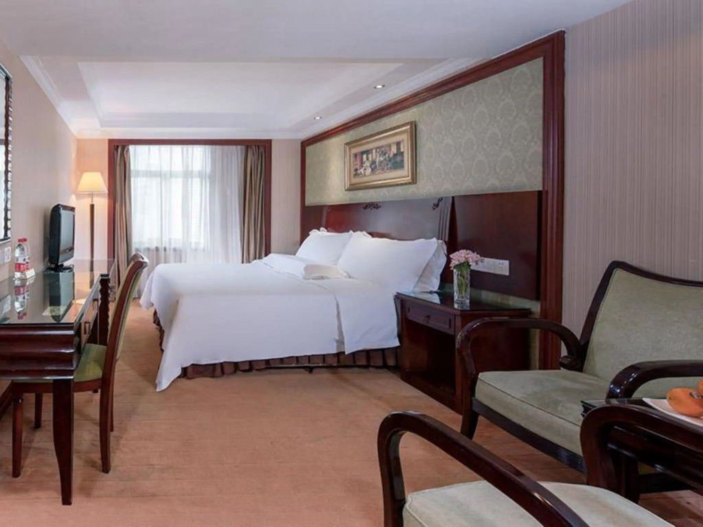 Vienna Hotel Zhongkai Road Branch