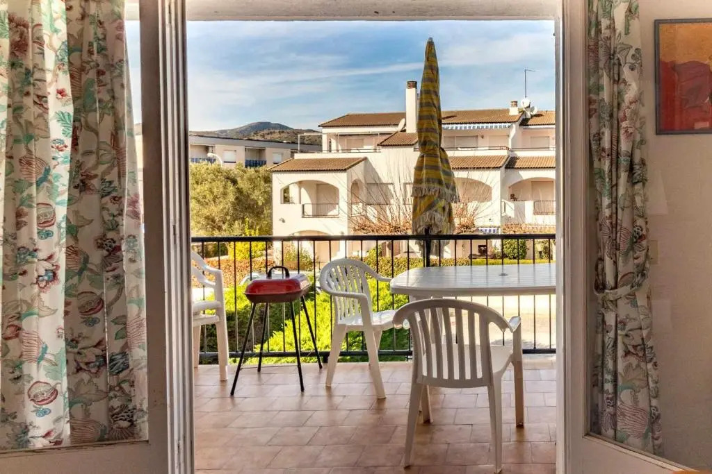 SANT CARLES 25 apartamento zona residencial con terraza
