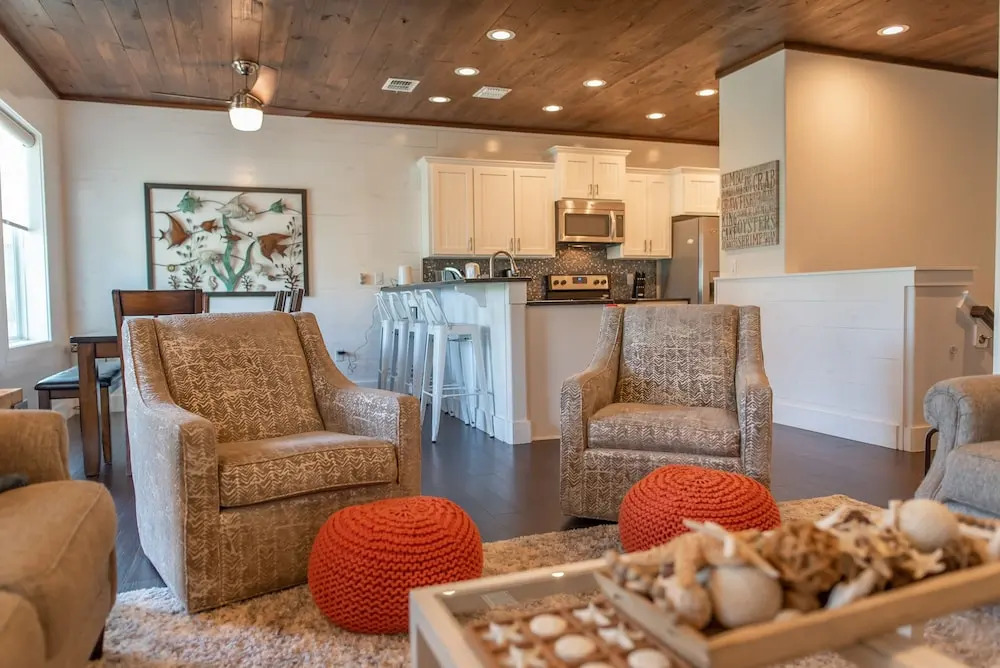 Getaway 3 Bedrooms 3.5 Bathrooms Townhouse