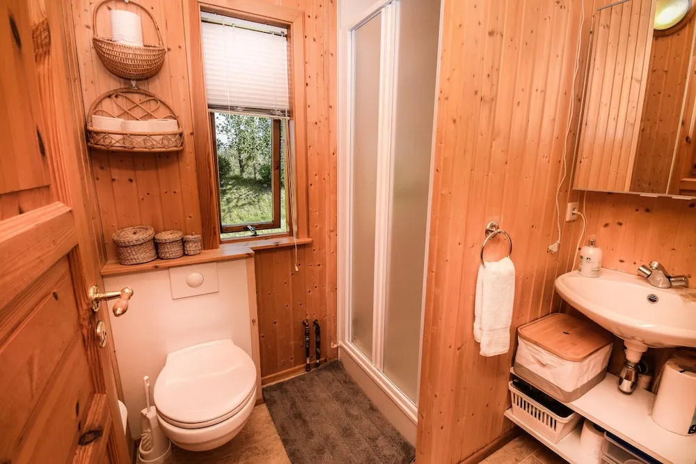 Cottage O12