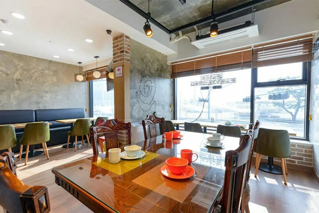 Paulownia Hostel & Guest House