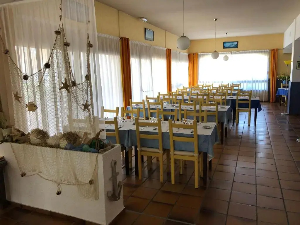 Hotel du Port