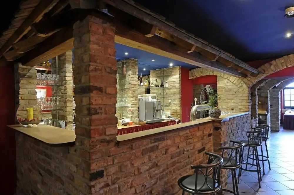 AXXON Hotel