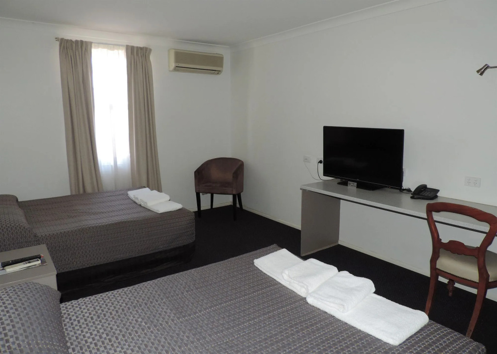 Burke & Wills Mt Isa