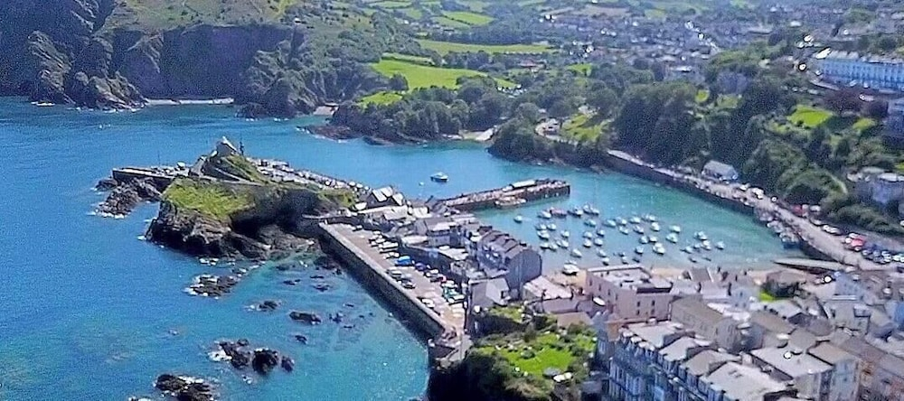 Ilfracombe Cheyne Beach Villa 2 Bedrooms