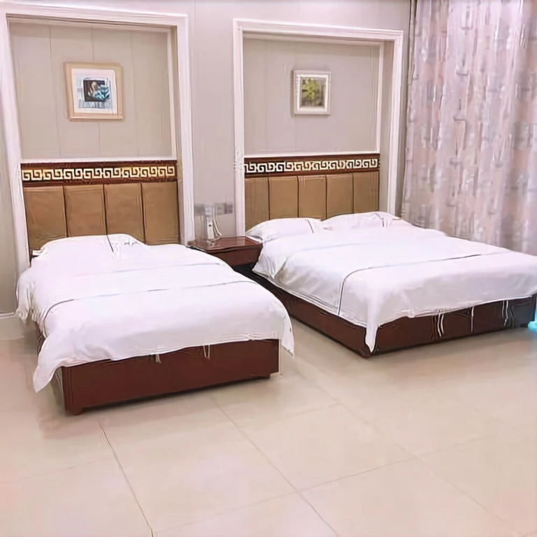 Lingquan Hotel