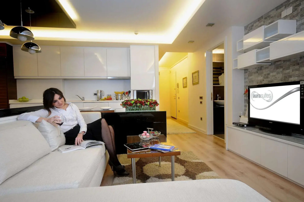 Aura Suites