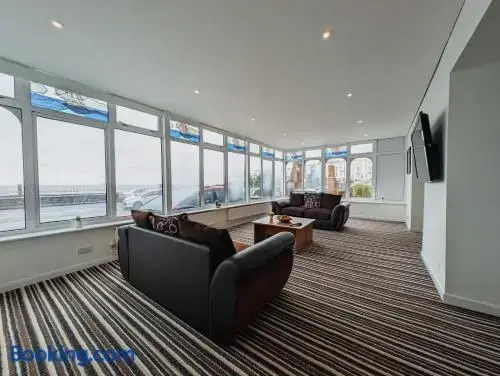 Bay & Harbour Holiday Apartments & rooms only