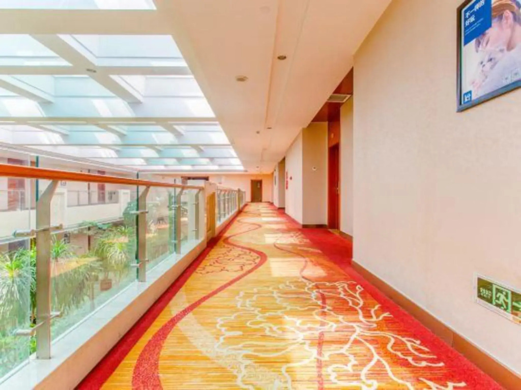 Xintian Hotel