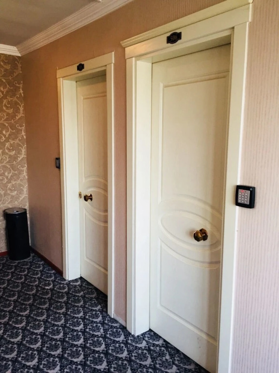 Katan Hotel
