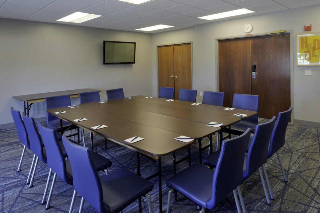 Holiday Inn Express Hotel & Suites Fort Atkinson by IHG