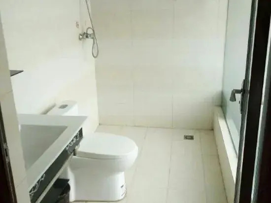 Renshou Xinyi Hotel