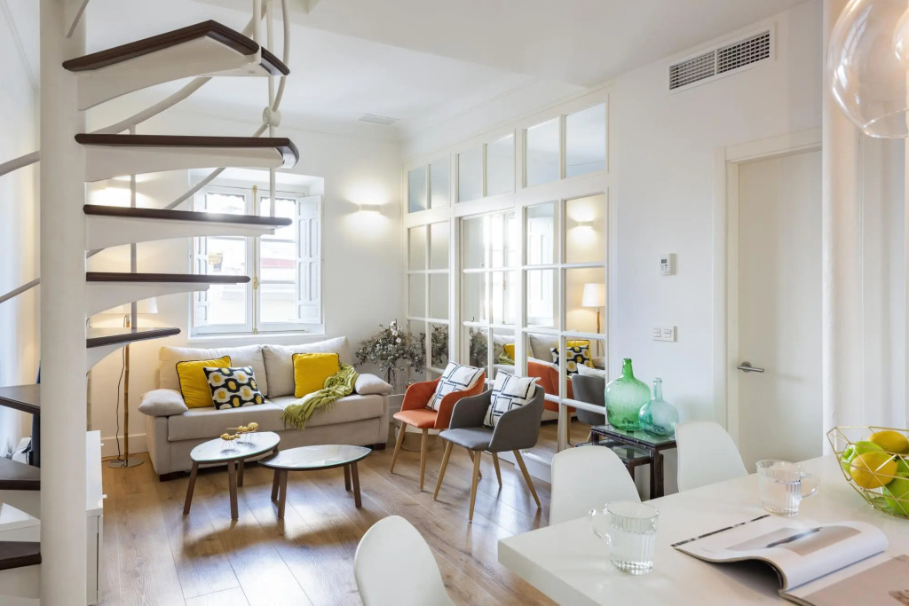 Fantastic penthouse with private terrace. Francos Entretejas I