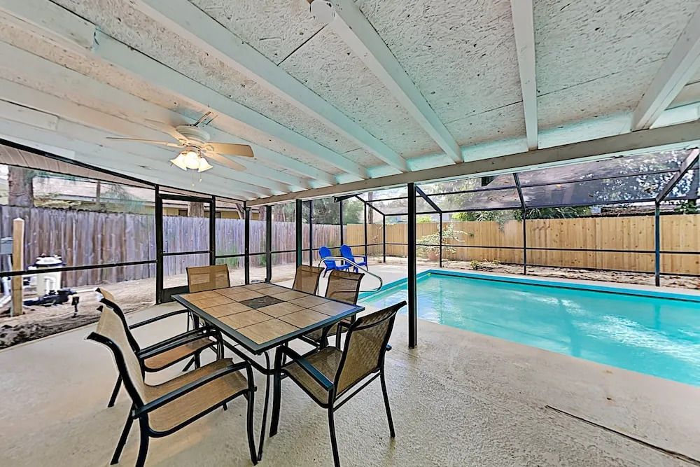 2310 Bradford Street Home