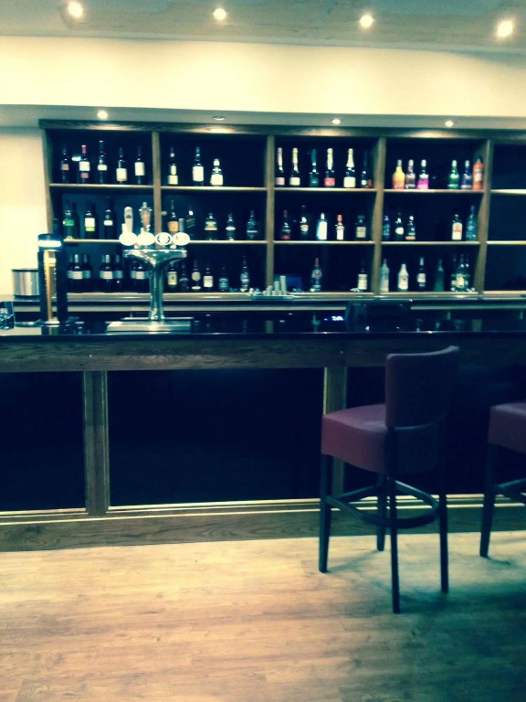 King Robert Hotel