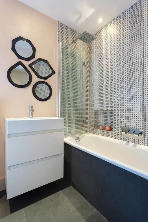 Veeve - Classic Kensal Green