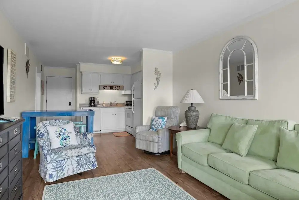 Summer School 2 Bedroom Condo by RedAwning