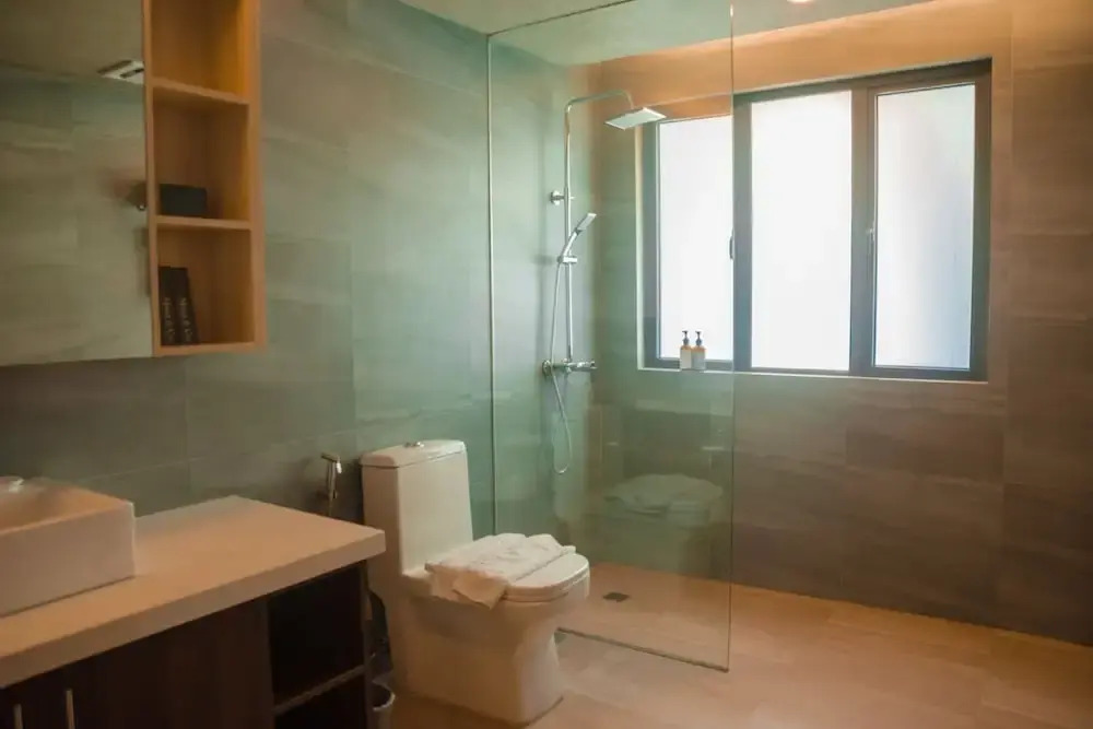 Huge 2Bedroom Staycation 4pax allowable 8pax Suite