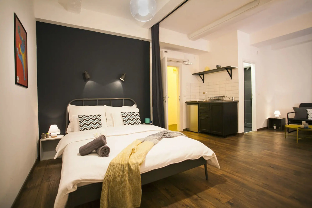 Local Rooms
