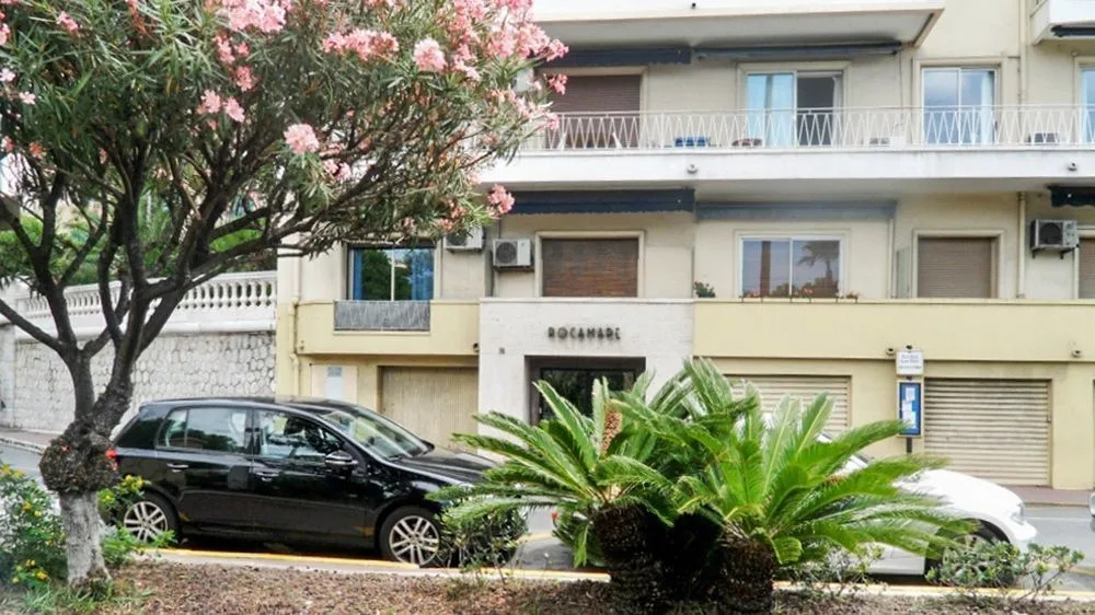 Modern, 1 Bedroom Apartment With Wifi And A Balcony Near Cannes 50m Fr