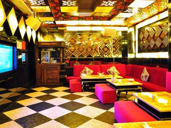 Huizhou Golden Coast International Hotel (Huiyang Jinhui Avenue)