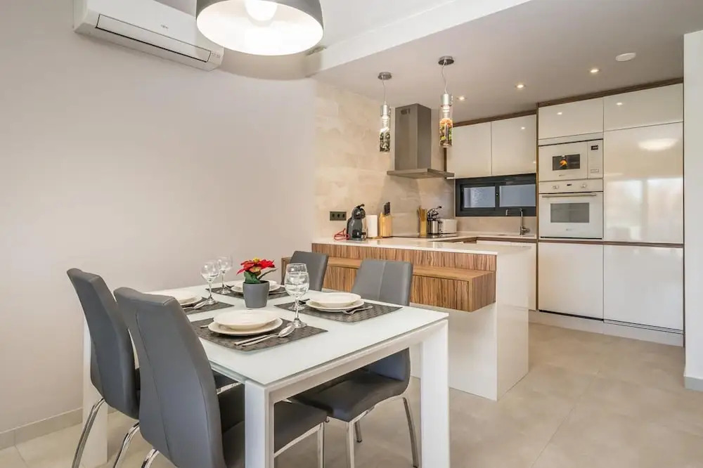 Apartment with 3 Bedrooms in Guardamar Del Segura, with Shared Pool, Furnished Terrace And Wifi - 4 Km From the Beach
