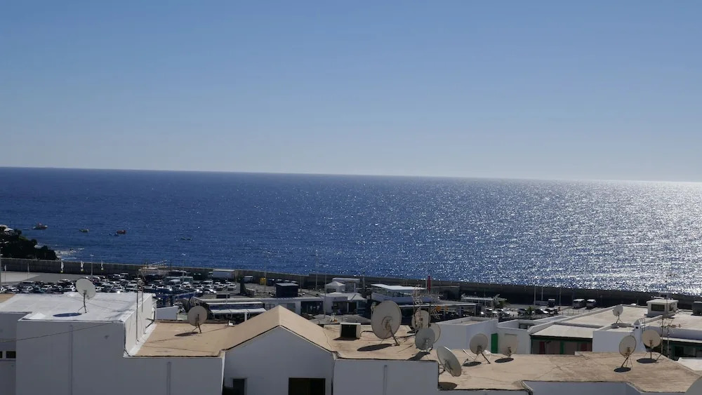 Puerto del Carmen with sea views