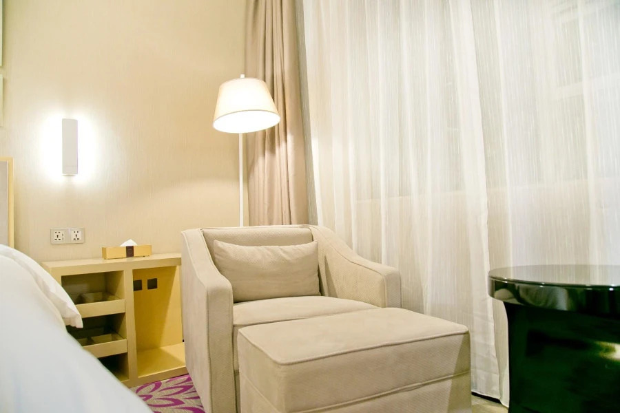 Lavande Hotels Shenzhen Longgang Dayun Center Jixiang Metro Station