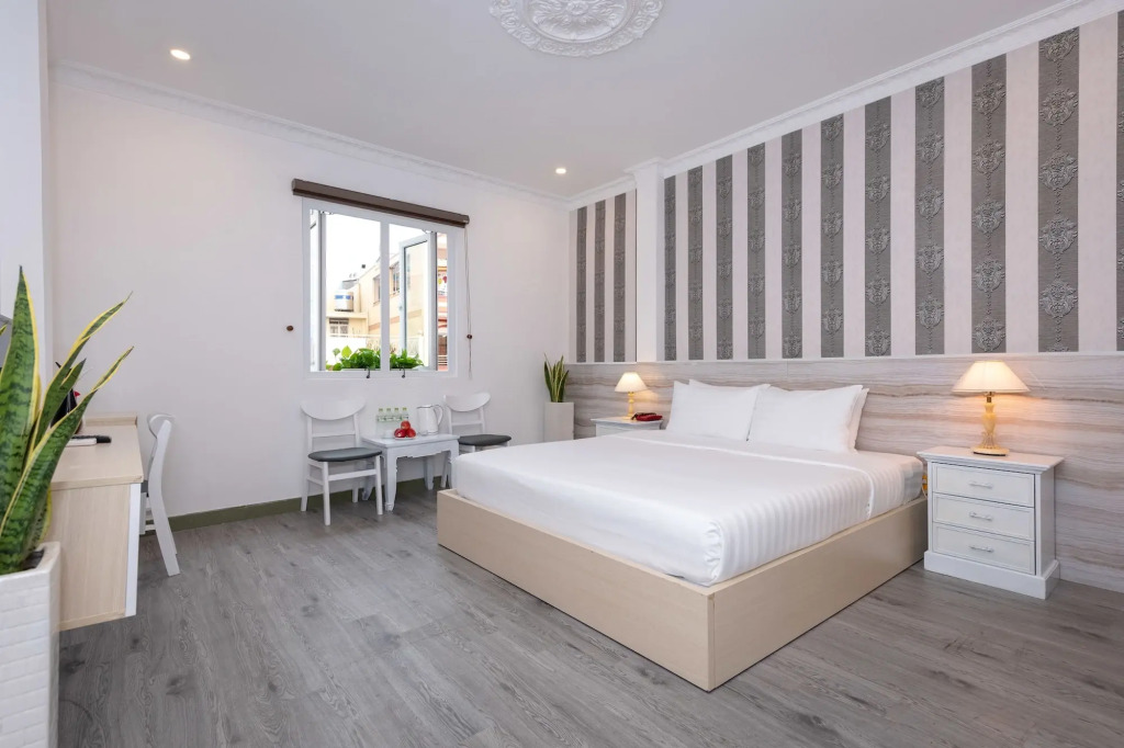 Ben Thanh Station Hotel