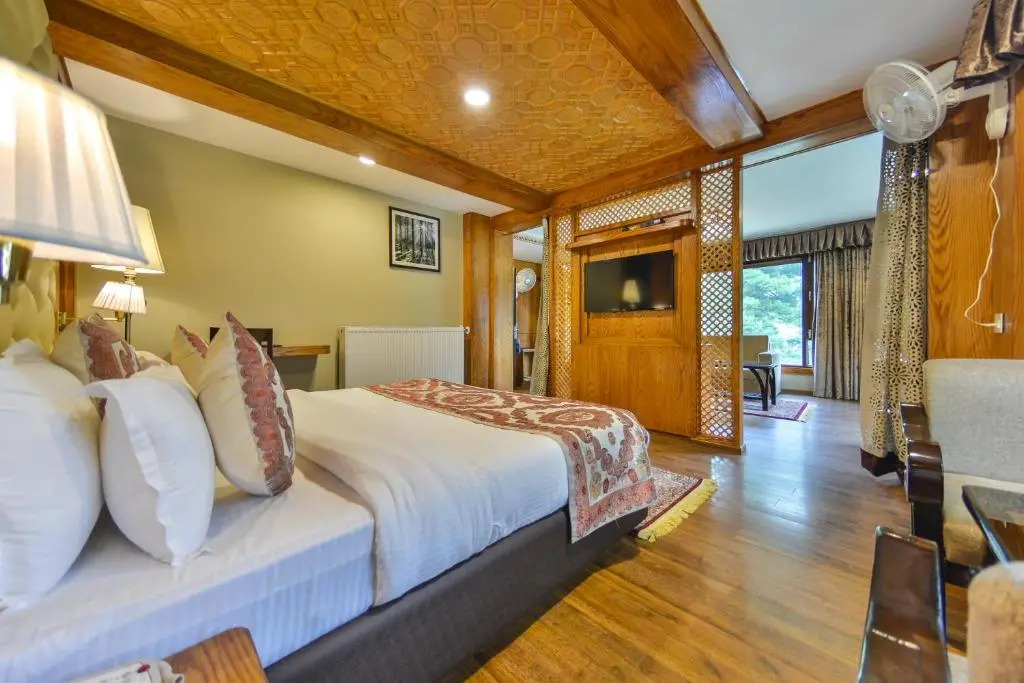 Hotel Royal Hillton, Pahalgam