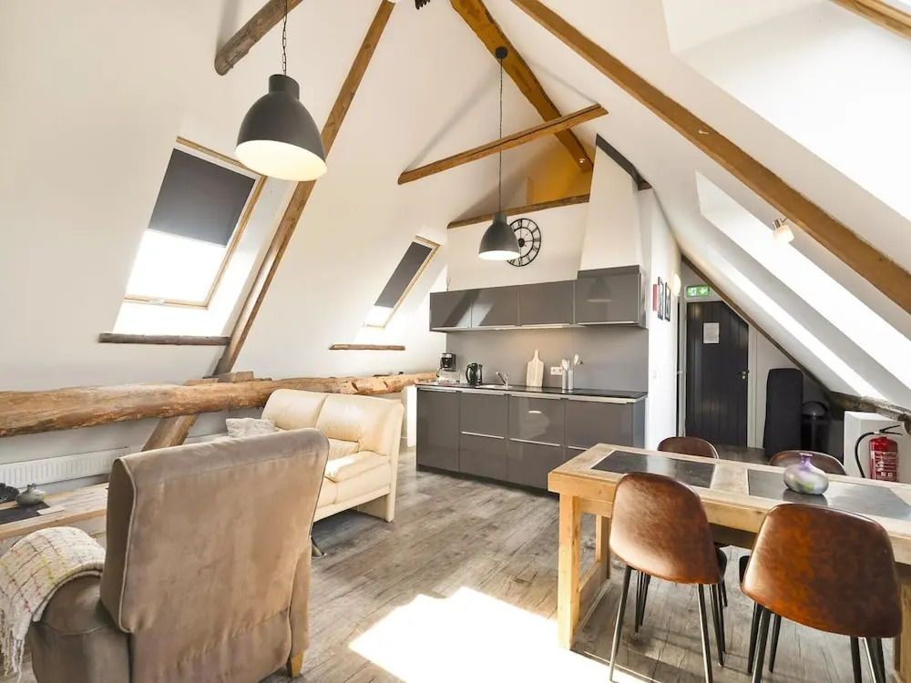 Rustic Apartment in old Dutch Farmhouse