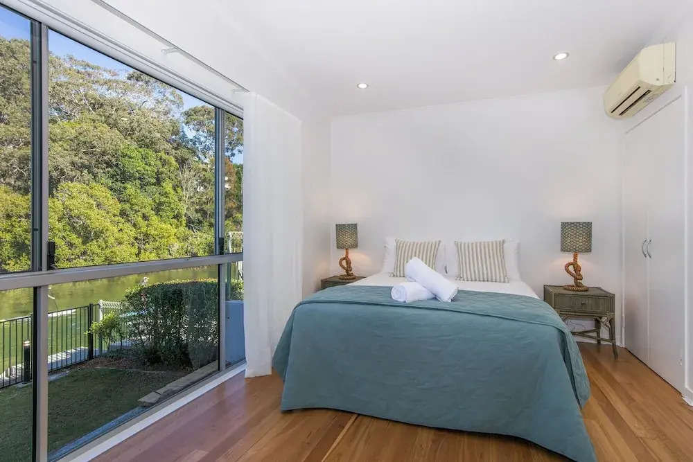 Luxe Waterfront Stay -Tallebudgera Creek